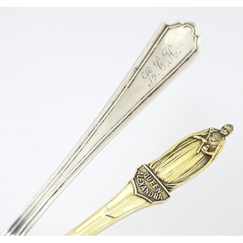 523 - A commemorative silver gilt spoon, the handle surmounted by image of Queen Alexandra, hallmarked She... 