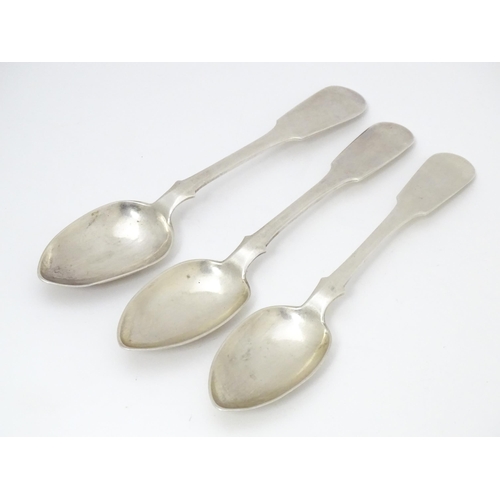 542 - Three 19thC Russian silver spoons, stamped ENNOEHR. Approx. 7 1/2