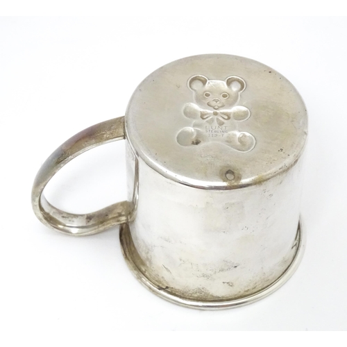 543 - A American sterling silver christening mug, maker Lunt Silversmiths of Massachusetts. Approx. 2 1/4