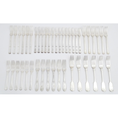 620 - A quantity of silver plated
 cutlery / flatware to include various forks, makers to include Mappin &... 