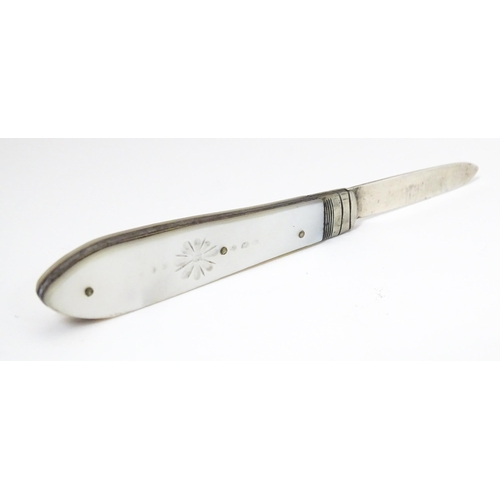 411 - A Victorian silver folding fruit knife with mother of pearl handle, hallmarked Sheffield 1896 maker ... 