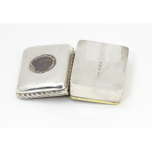 456 - A Victorian silver snuff box with Victorian coin to lid, hallmarked Birmingham 1900 maker Cornelius ... 