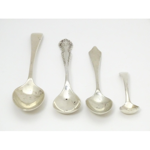 383 - Assorted spoons to include a silver teaspoon hallmarked Sheffield 1930,  maker Thomas Bradbury & Son... 