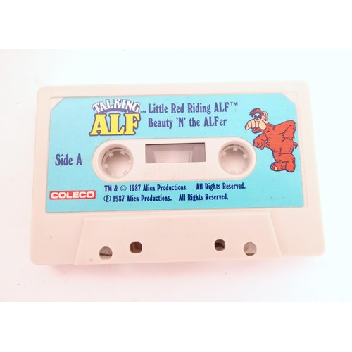 32 - Toy: A 20thC Talking Alf plush toy with cassette player and tape to back, produced by Alien Producti... 