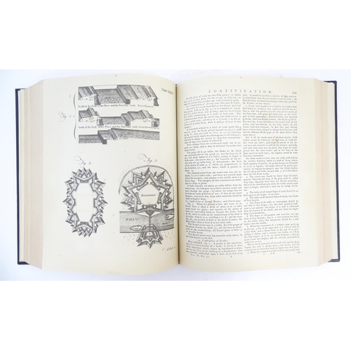 59 - Books: A replica of the first edition of Encyclopedia Britannica, volumes 1-3. Published by Encyclop... 