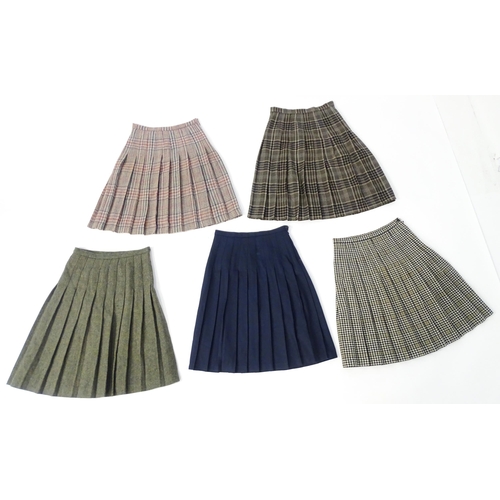 86 - Vintage fashion / clothing: 5 ladies skirts in UK size 16, from Pitlochry of Scotland / Shetland, wa... 