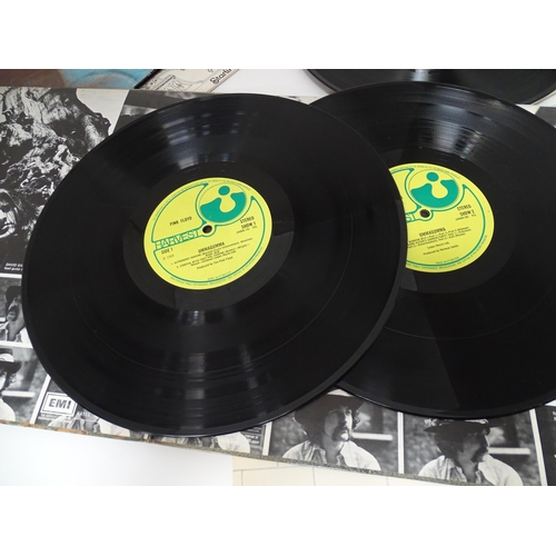 384 - Vinyl records : a quantity of 33rpm LPs, Pink Floyd , comprising Ummagumma (double album, gatefold, ... 