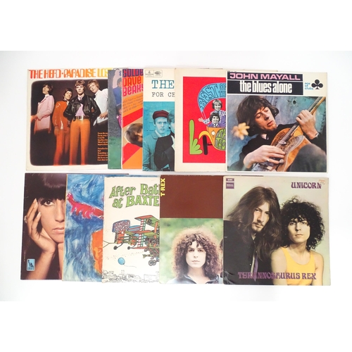 388 - Vinyl records : a quantity of 33rpm LPs, various artists - rock & pop bands of the 60s & 70s, compri... 