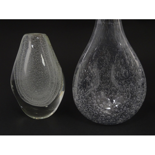 198 - Three items of studio / art glass, comprising a glass vase in the manner of Gunnel Nymen / Nuutajarv... 