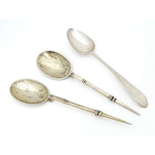 461 - An 18thC Irish silver bright cut spoon, hallmarked Dublin c. 1785, maker Michael Keating. Together w... 