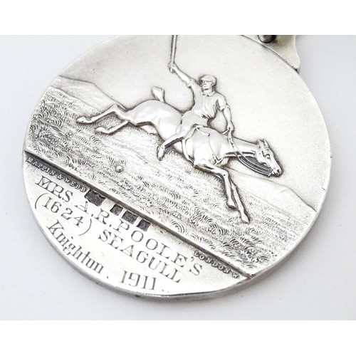 468 - A silver medal / medallion form the Polo & Riding Pony Society, with relief horse detail, bearing th... 