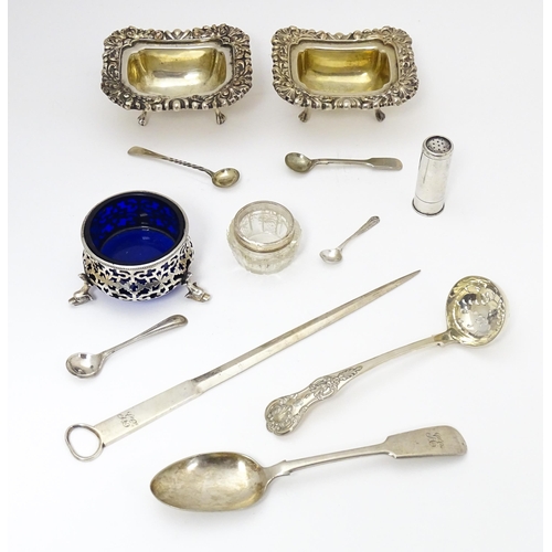 603 - A quantity of silver plated wares to include assorted salts, salt spoons, sifter spoon, game skewer,... 