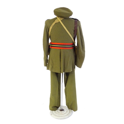 820 - Militaria: a post-WWII British Army Royal Artillery Lieutenant's number 2 service dress uniform, con... 