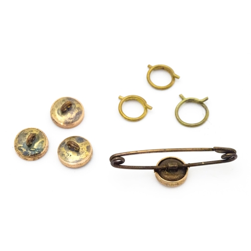 684 - Cased gilt metal studs and pin with mother of pearl detail.