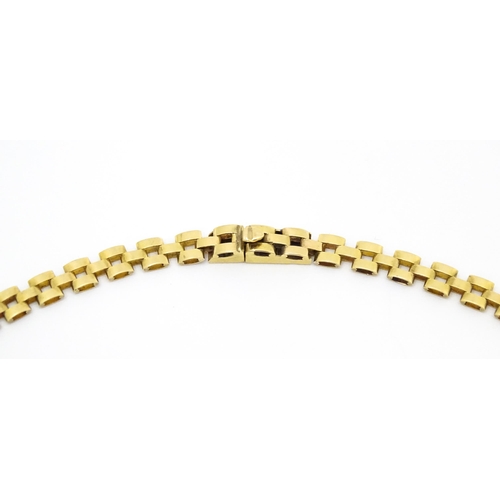 685 - A 9ct gold necklace formed as a Cleopatra collar. Approx 16