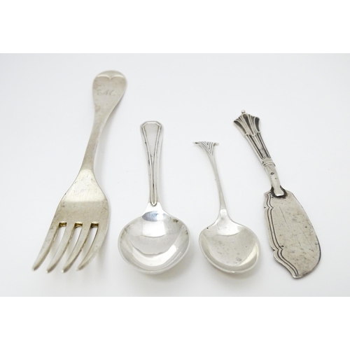 440 - Four silver items comprising a Victorian table fork hallmarked Sheffield 1891, maker John Round & So... 