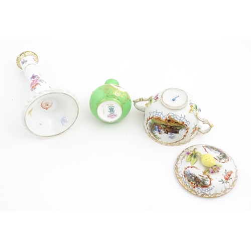 155 - A quantity of assorted ceramic items to include a twin handled sugar bowl and cover with hand painte... 