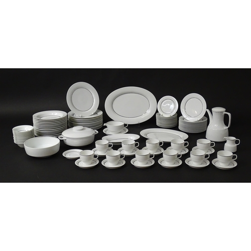 173 - A quantity of Rosenthal studio-linie dinner and coffee wares to include plates, dishes, serving plat... 