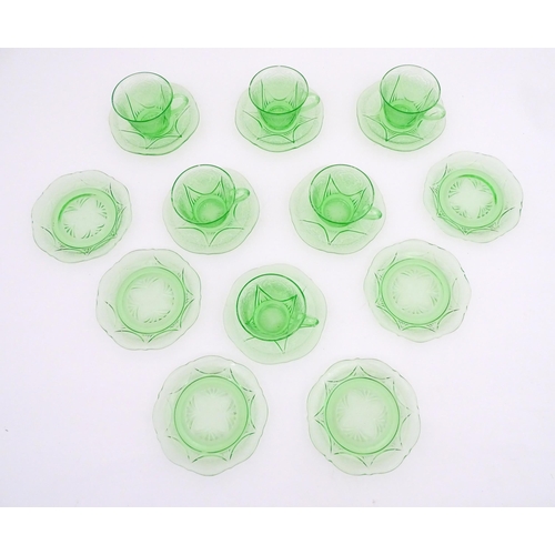 242 - A quantity of American Royal Lace depression green uranium glasswares by the Hazel Atlas Glass Co. c... 