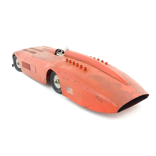 828 - Toy: An early 20thC American Kingsbury scale model clockwork race car Sunbeam with Dunlop Cord Racin... 