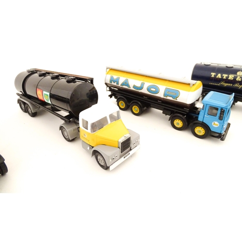 840 - Toys: A quantity of die cast scale model Corgi Toys to include a Scammell Highwayman Tanker Guinness... 