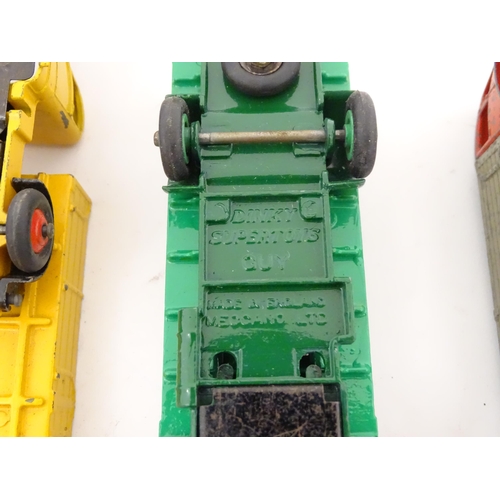 841 - Toys: A quantity of die cast scale model Dinky Toys / Dinky Supertoys to include Guy Flat Truck with... 