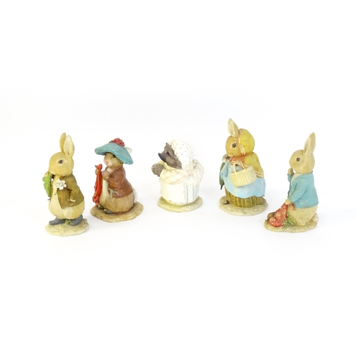 930 - Five large Border Fine Arts Beatrix Potter models to include Mrs Tiggy-Winkle A4553, Peter Rabbit wi... 