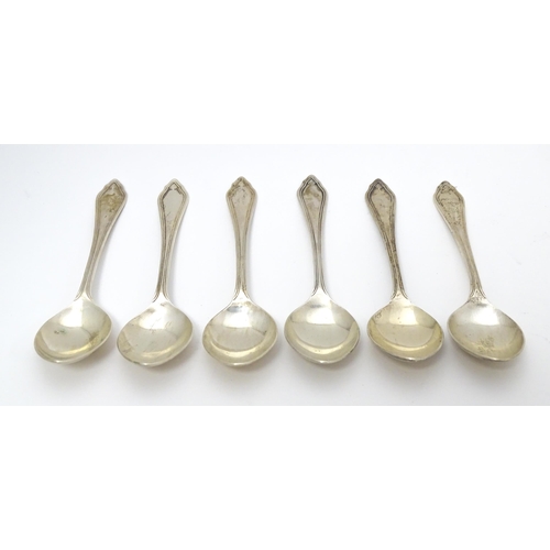 413 - A cased set of six silver teaspoons hallmarked Sheffield 1943, maker EJE. Approx. 4 1/4