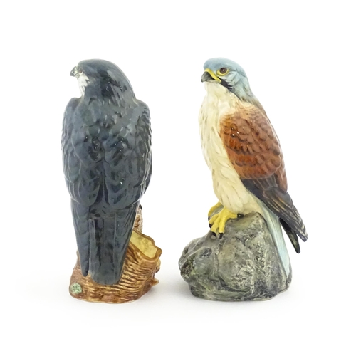 1097 - Two Beswick figural novelty Beneagles Scotch whisky flasks, comprising Kestrel (for Kestrel Marine L... 