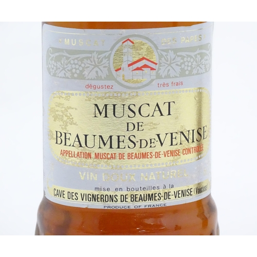 1099 - Two bottles of Cave des Vignerons, Beaumes de Venise muscat dessert wine, 75cl (2)