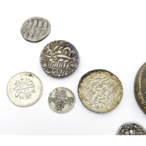 785B - Coins: A quantity of assorted old coins to include examples from Persia, Morocco, Egypt, etc. to inc... 