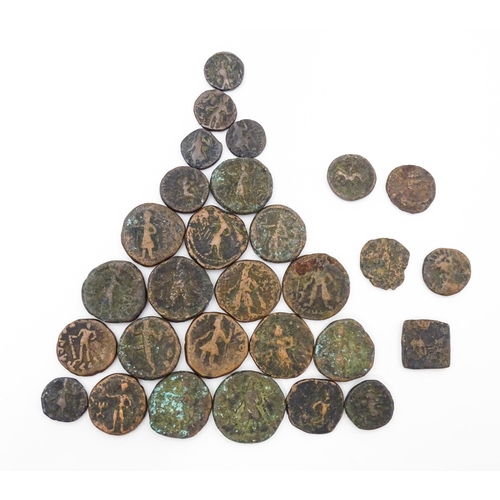 788B - Coins: A quantity of old coins to include examples from the Kushan Empire, etc. (29)