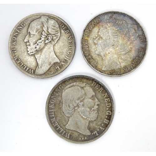 792 - Coins: A quantity of assorted coins from The Netherlands to include some silver examples (25)