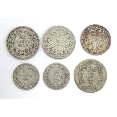 792 - Coins: A quantity of assorted coins from The Netherlands to include some silver examples (25)