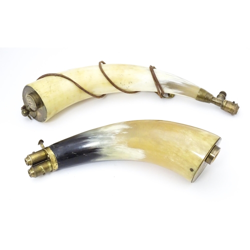 1221 - A 20thC double powder flask, constructed from horn with brass fittings and 2 1/2 - 3 dram measures. ... 