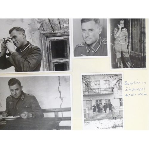 798 - Militaria , WWII / WW2 / World War Two / Second World War : the personal wartime photograph album of... 