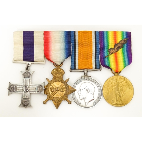 806 - Militaria , WWI / WW1 / World War One / First World War : a gallantry and campaign medal group to Ma... 