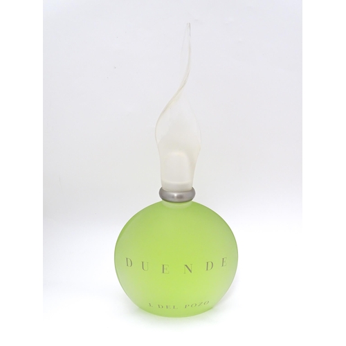 1264 - A large / oversized shop display advertising perfume bottle for Duende by Jesus del Pozo. Approx. 17... 