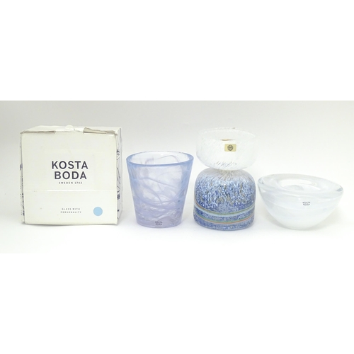 210 - Three items of Swedish art glass, comprising a Kosta Boda beaker, a boxed Kosta Boda 'Atoll' bowl an... 