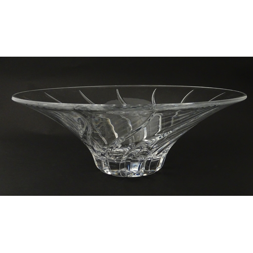 296 - A large clear glass centrepiece bowl. Approx. 5