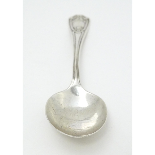 339 - A cased silver spoon hallmarked Birmingham 1912, maker Charles Wilks. Spoon approx. 5 1/4