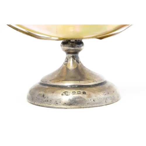 359 - A silver table salt with mother of pearl bowl, hallmarked Birmingham 1908, maker Arthur Joseph Mason... 