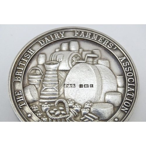 437 - Farming interest : A silver medallion for the ' British farmers' Association' Dairy Show 1906 Awarde... 