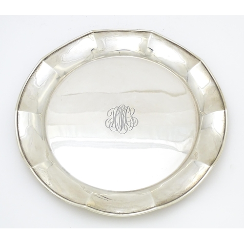 440 - An American sterling silver salver / tray by Marcus & Co. Marked under. Approx. 12