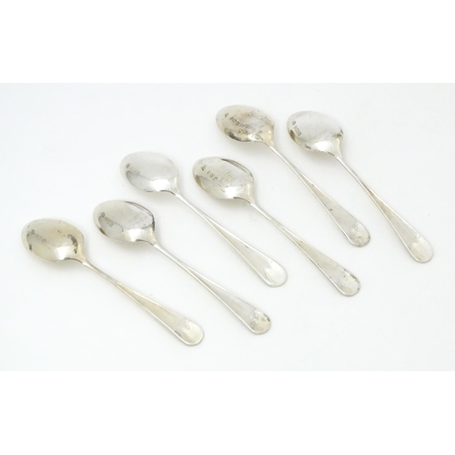 549 - A set of six silver teaspoons hallmarked Birmingham 1937, maker Elkington & Co. Ltd. Spoons approx. ... 