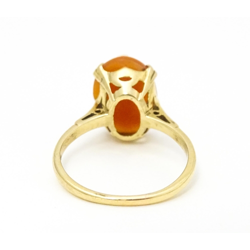 567 - A 9ct gold ring set with cameo. Ring size approx. O.