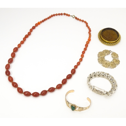 719 - Assorted jewellery to include a .800 silver gilt filigree bracelet, carnelian / orange agate graduat... 