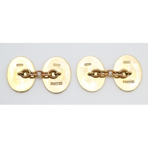 746 - A pair of 9ct gold cufflinks hallmarked Chester 1958 maker Smith & Pepper Ltd