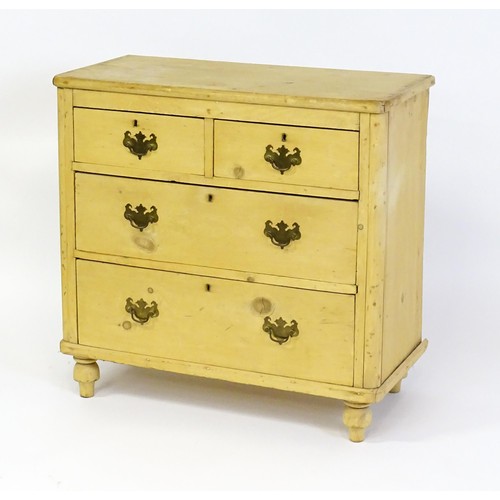 1491 - A Victorian pine chest of drawers, the moulded top above two short over two long graduated drawers w... 