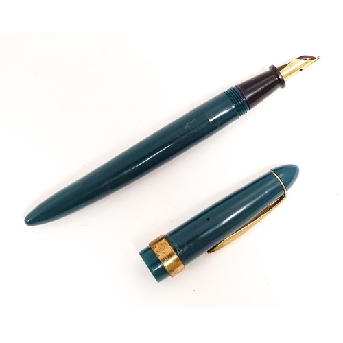 1165 - A 20thC Queensway fountain pen, in teal finish with 22ct gold nib, approx 5 1/2